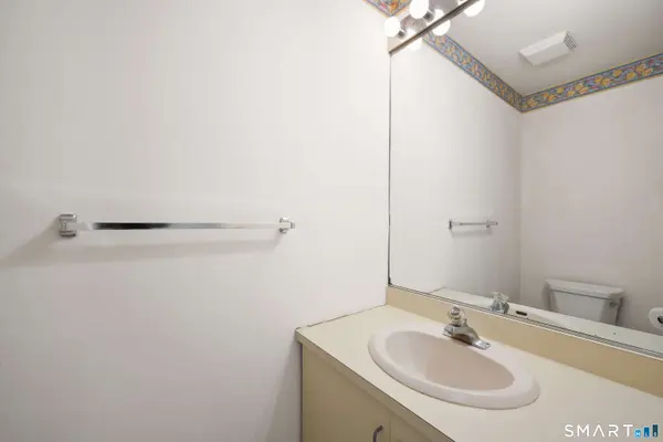 2289 Bedford Street #A8, Stamford, CT 06905