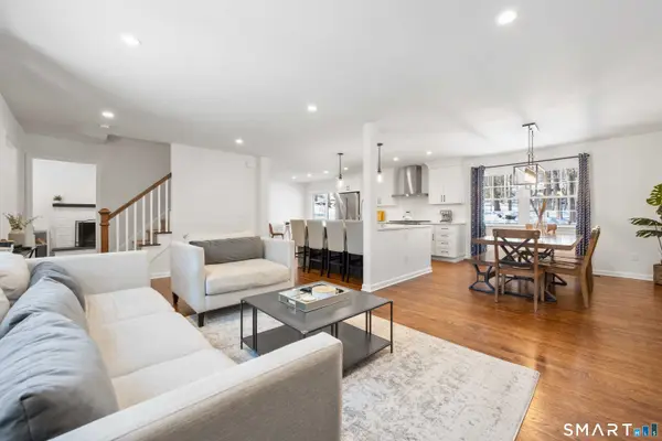 6 Buckboard Lane, Fairfield, CT 06824