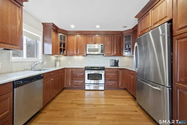 130 Wood Ridge Drive, Stamford, CT 06905