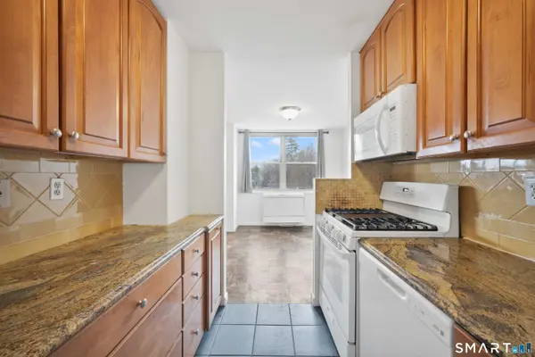 50 Glenbrook Road #1F, Stamford, CT 06902