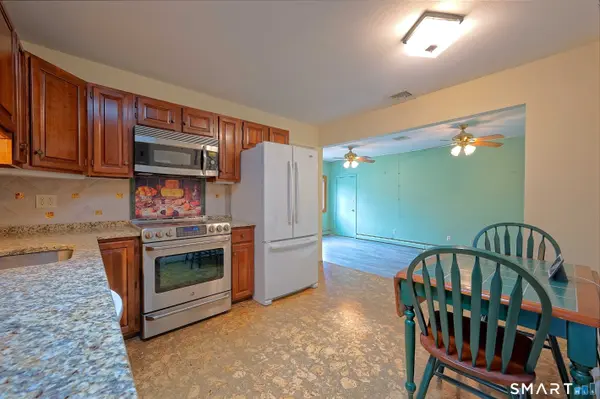 2 Finch Court, Norwalk, CT 06854