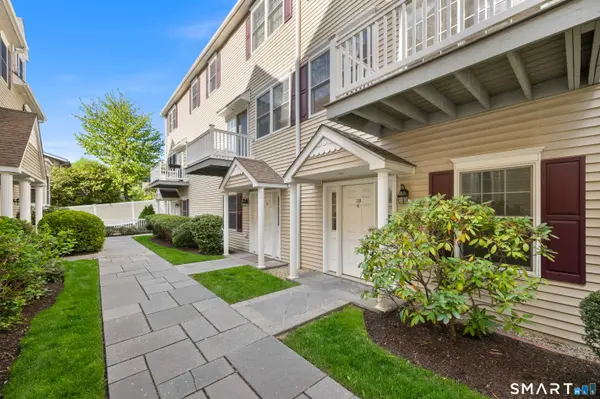 160 Glenbrook Road #2B, Stamford, CT 06902