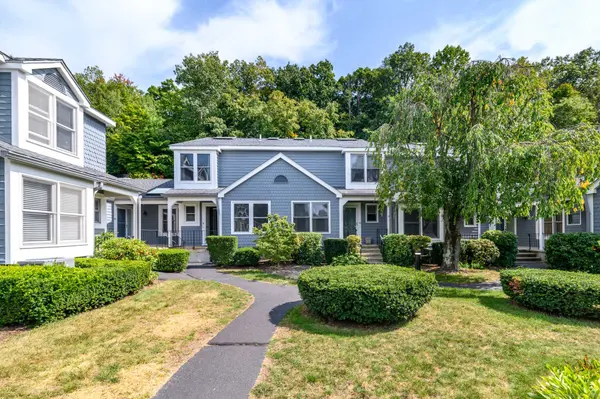 117 Fawn Ridge Lane #117, Norwalk, CT 06851