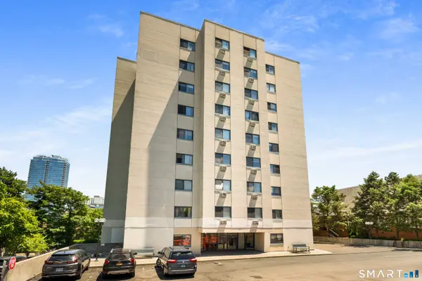 51 Schuyler Avenue #6F, Stamford, CT 06902