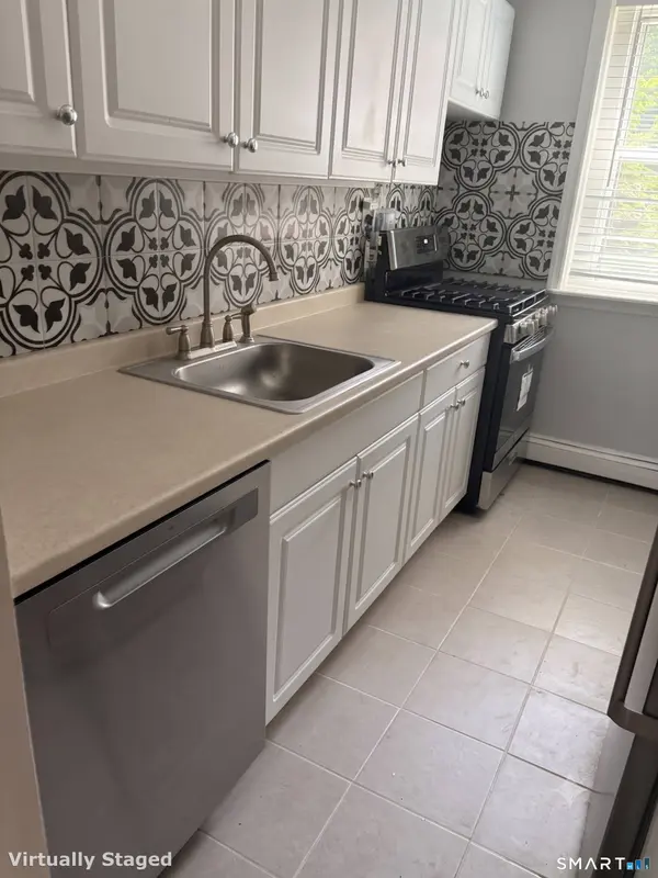 27 Northill Street #2P, Stamford, CT 06907
