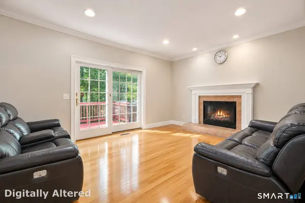 12 Crowne Pond Lane #12, Wilton, CT 06897