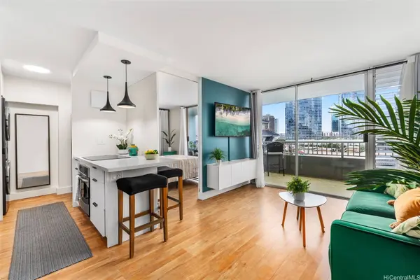 1122 Elm ST #702, Honolulu, HI 96814