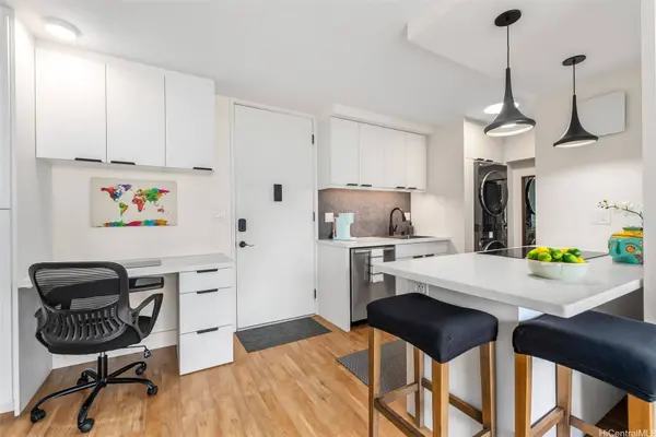 1122 Elm ST #702, Honolulu, HI 96814