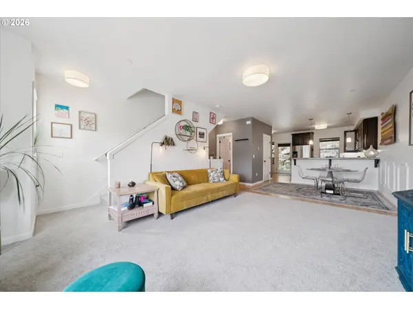 9231 NW GERMANTOWN RD, Portland, OR 97231