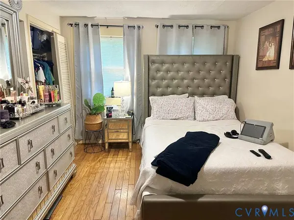 214-216 N Valley RD, Colonial Heights, VA 23834