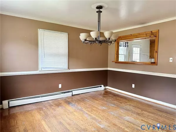 335 Ridge RD, Colonial Heights, VA 23834