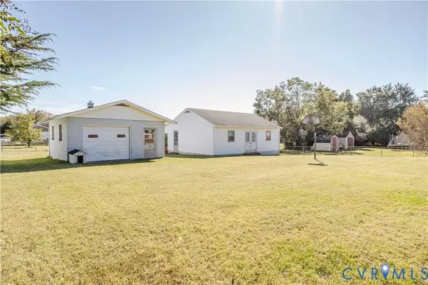 24815 Mount Pleasant ST, North Dinwiddie, VA 23803