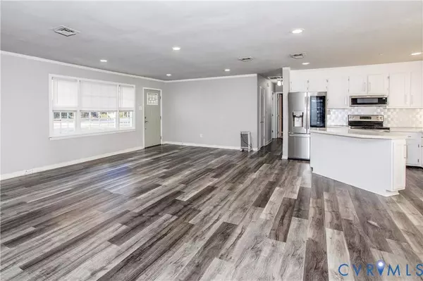 14612 Jefferson AVE, Chester, VA 23836