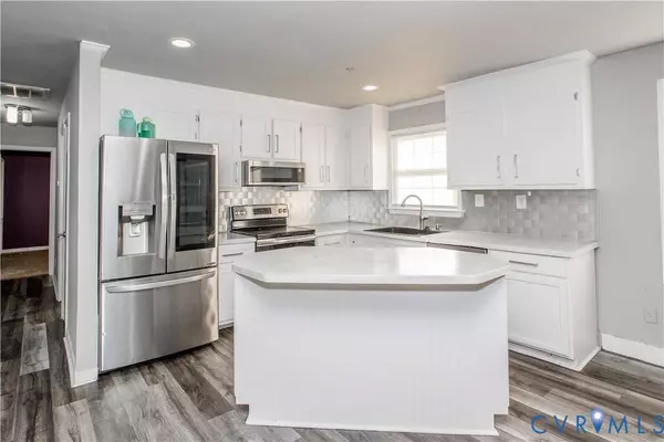 14612 Jefferson AVE, Chester, VA 23836