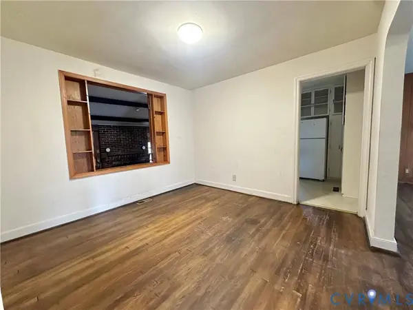 101 Conduit RD, Colonial Heights, VA 23834