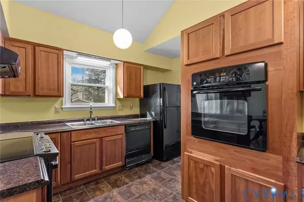 2901 Francis Chapman W, Williamsburg, VA 23185