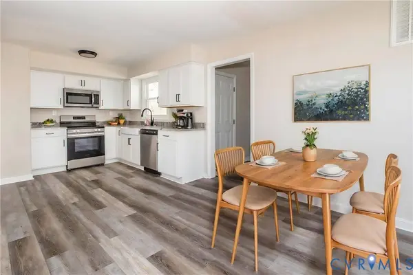 1204 Louis LN, Hopewell, VA 23860