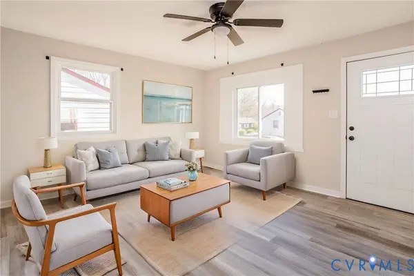 1204 Louis LN, Hopewell, VA 23860