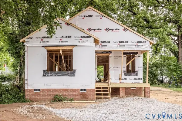 211 S 12th AVE, Hopewell, VA 23860