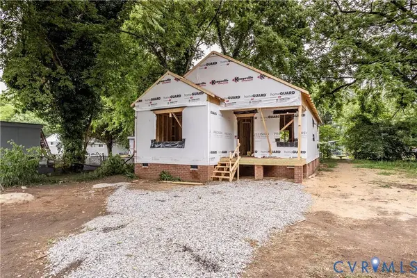 211 S 12th AVE, Hopewell, VA 23860