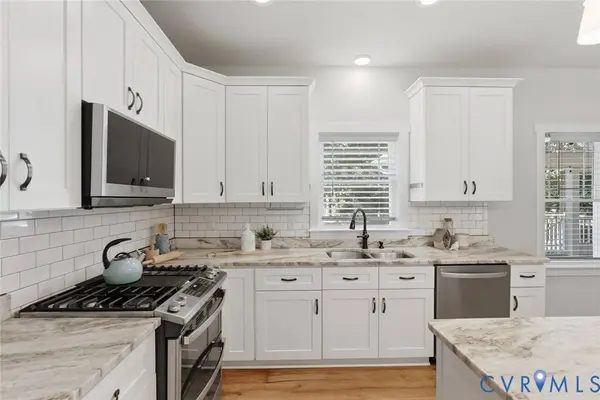 9400 Woodpecker RD, Chesterfield, VA 23838