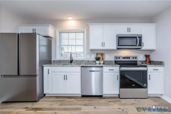 900 Cedar ST, Hopewell, VA 23860