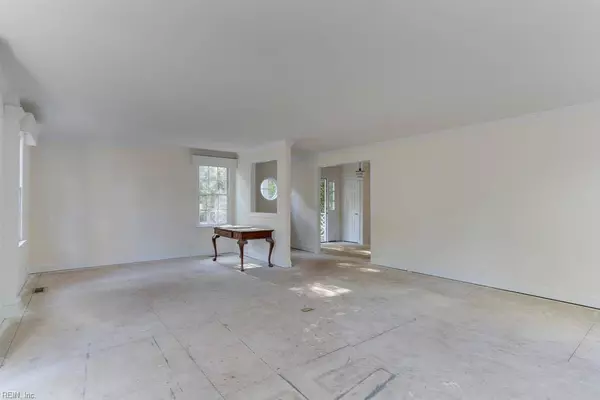 503 Newport AVE, Williamsburg, VA 23185