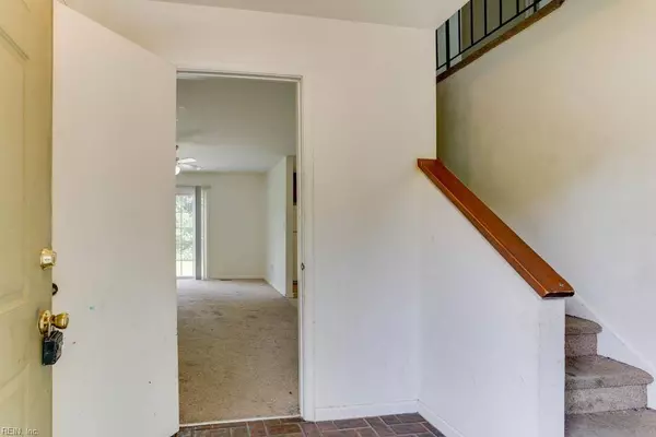 110 Astrid LN, Williamsburg, VA 23188