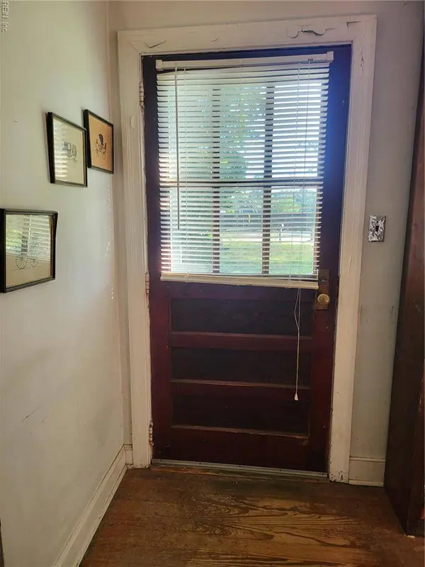 122 Longhill RD, Williamsburg, VA 23185