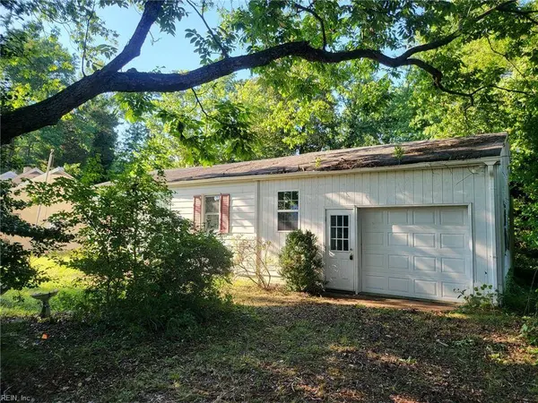 122 Longhill RD, Williamsburg, VA 23185