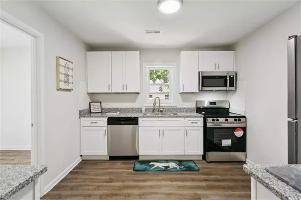 433 Queens Creek RD, Williamsburg, VA 23185