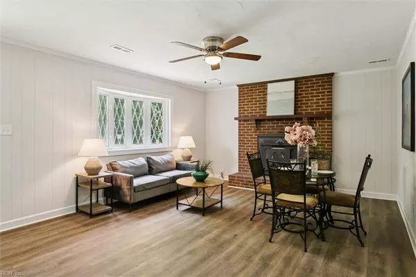 433 Queens Creek RD, Williamsburg, VA 23185