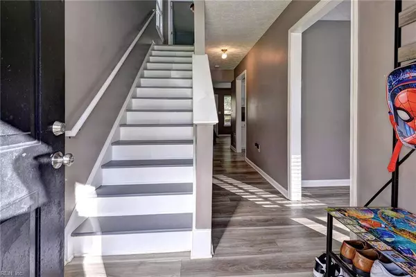 145 Allyson DR, Williamsburg, VA 23188