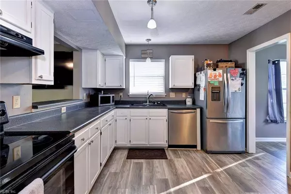 145 Allyson DR, Williamsburg, VA 23188