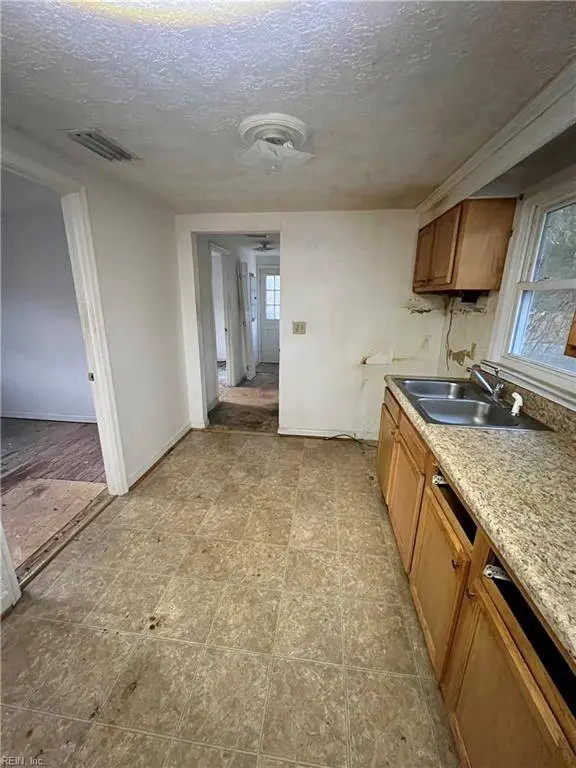 451 Fenton Mill RD, Williamsburg, VA 23188