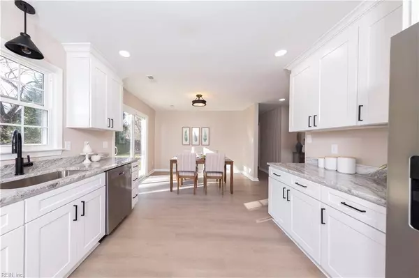 102 Phoenix CIR, Williamsburg, VA 23188