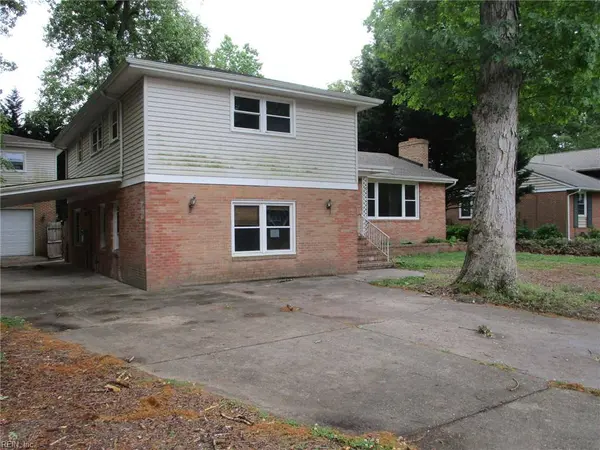 537 Hallmark DR, Newport News, VA 23606