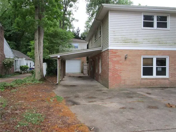 537 Hallmark DR, Newport News, VA 23606