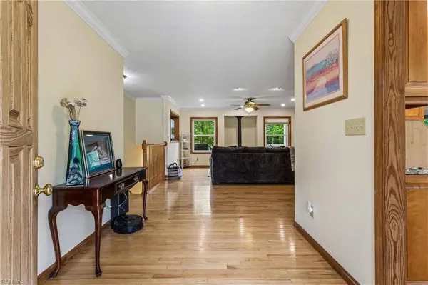 2738 John Tyler HWY, Williamsburg, VA 23185