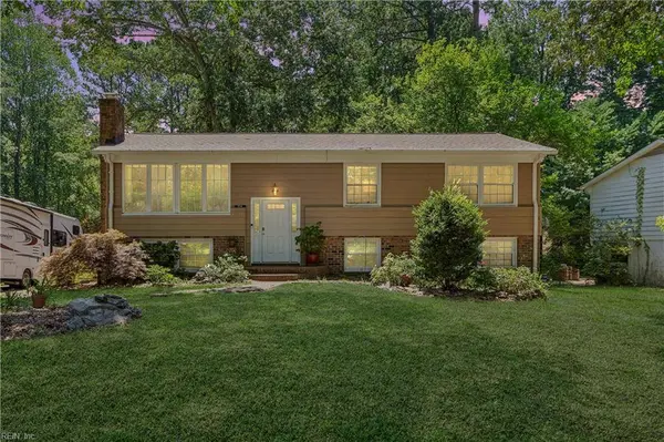 114 Canterbury PL, Williamsburg, VA 23188