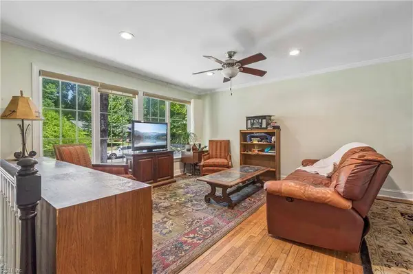 114 Canterbury PL, Williamsburg, VA 23188