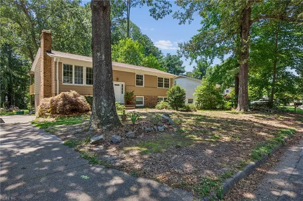 114 Canterbury PL, Williamsburg, VA 23188