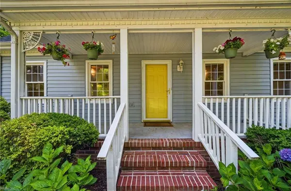 102 Tampa CIR, Williamsburg, VA 23188