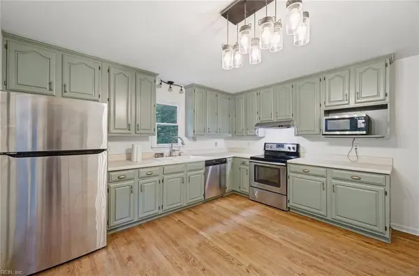 102 Tampa CIR, Williamsburg, VA 23188