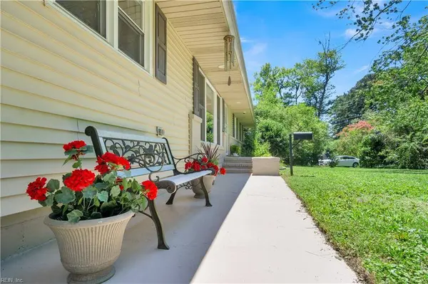 711 Jackson DR, Williamsburg, VA 23185