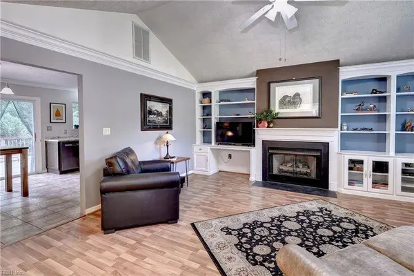 4229 Birdella DR, Williamsburg, VA 23188