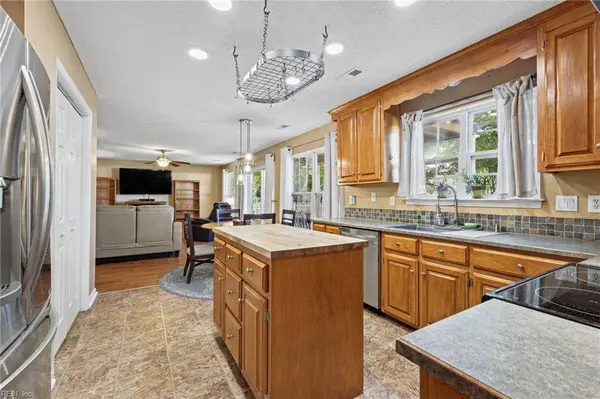 4643 Sir Gilbert LOOP, Williamsburg, VA 23185