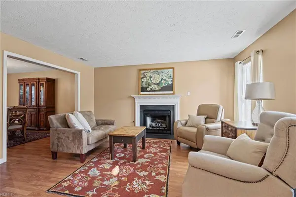 4643 Sir Gilbert LOOP, Williamsburg, VA 23185