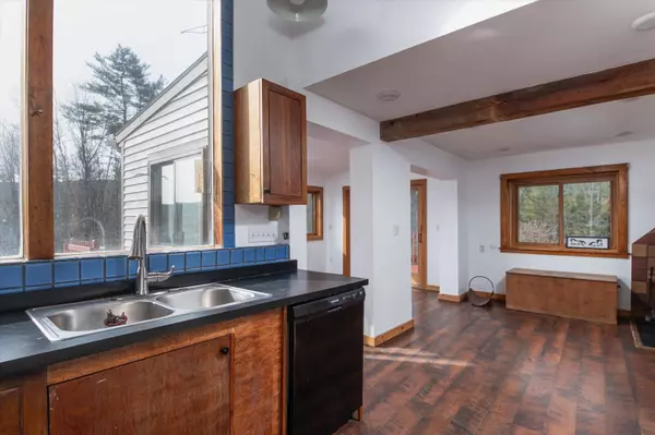 142 Temple Hill RD, Sharon, VT 05068