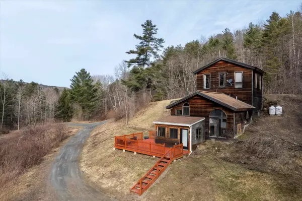 142 Temple Hill RD, Sharon, VT 05068